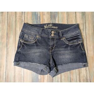 Wallflower Dark Wash Denim Shorts Size 9 Y2K Rodeo Western Festival Embroidered
